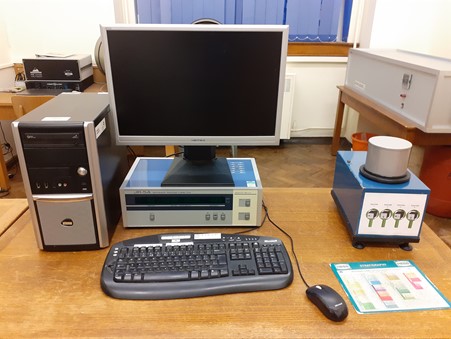 Photo of the JR-5A spinner magnetometer (AGICO) used in the PUMA Paleomagnetic Laboratory