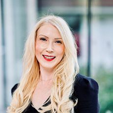 Dr Eloise Phillips
