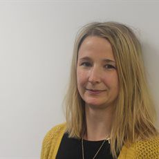 Dr Jennifer Tamblyn
