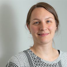 Dr Lina Schiffer