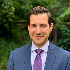 Dr Adam Nix