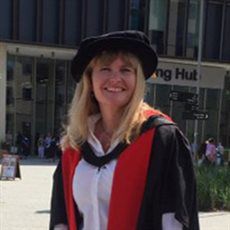 Dr Liz Gulliford