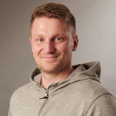 Dr Liam Anderson