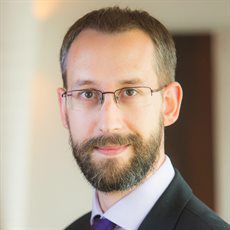 Dr Timothy Easun