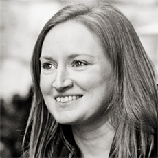 Dr Helen L Macintyre